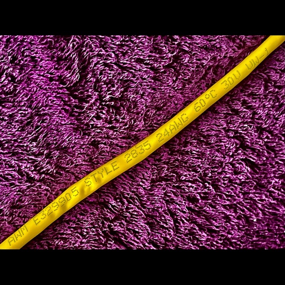 AWM TIA/EIA-568B.2 Patch Cable style 2835 30v + ‘IN-LINE-COUPLIER’ - Picture 3 of 4